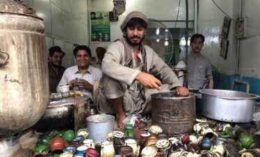 "Indus Valley Tour: Explore the Picturesque North of Pakistan on an Adventure"