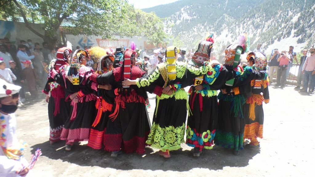 KALASH VALLEY TOUR