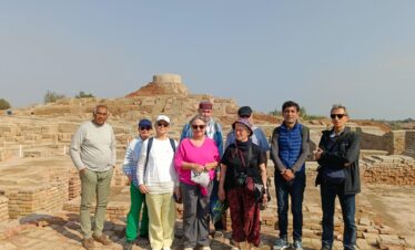"Indus Valley Tour: Explore the Picturesque North of Pakistan on an Adventure"