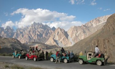 NORTH PAKISTAN JEEP SAFARI TOUR