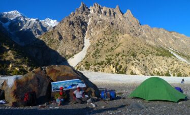HUNZA PASSU BATURA TREK