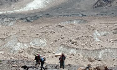 TIRCHMIR BASE CAMP TREK