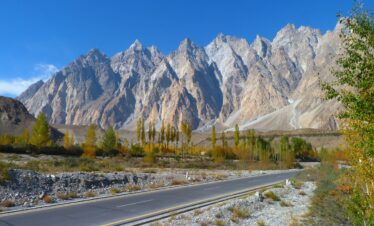 HUNZA PASSU BATURA TREK